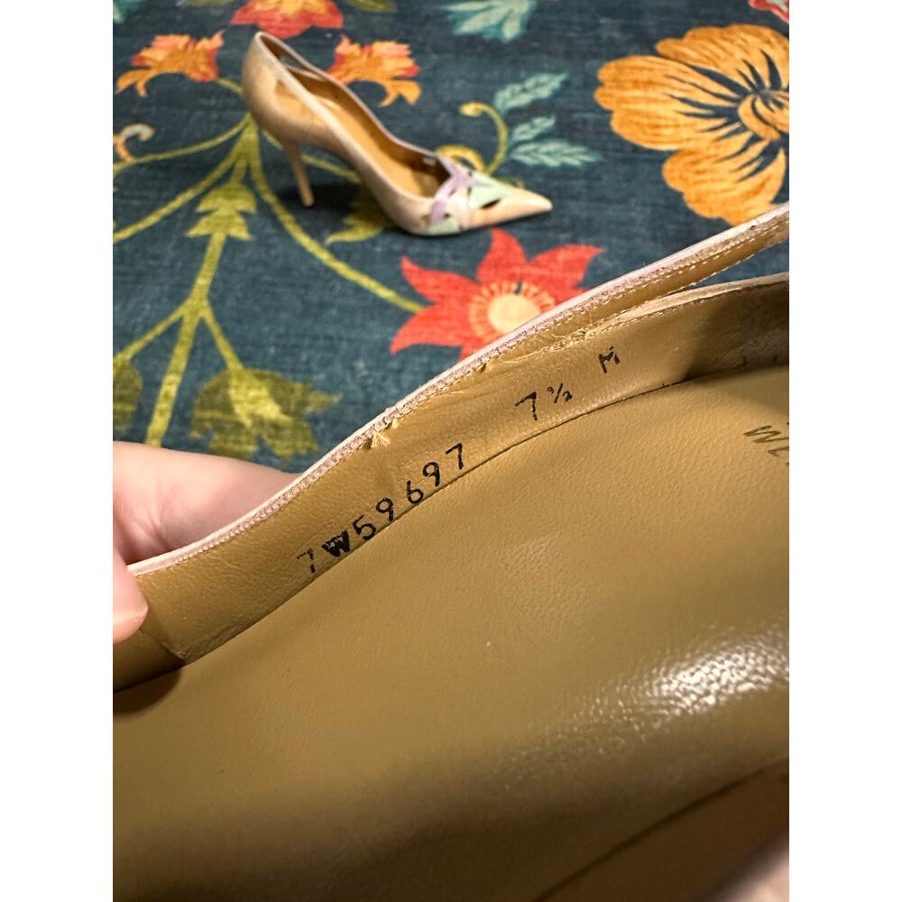 Stuart Weitzman Pointed Toe Heels Size 7.5 - image 6